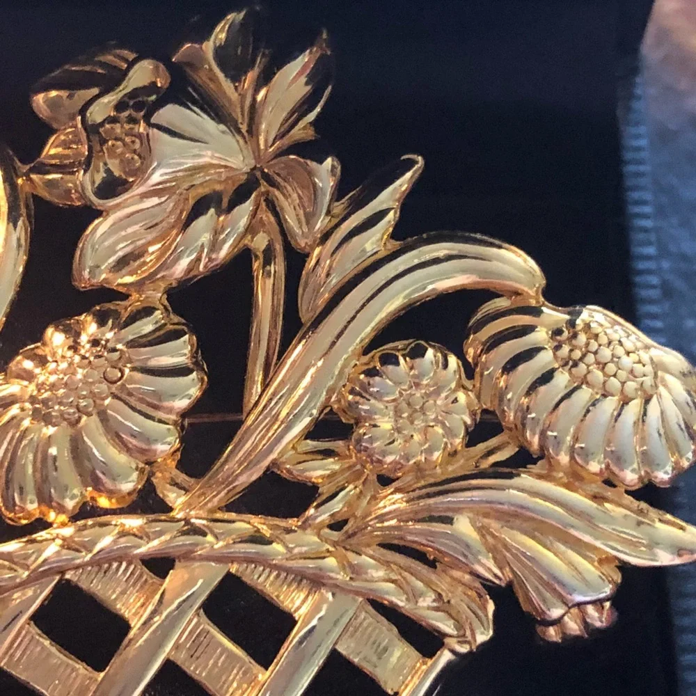 Large Vintage Basket of Flowers Brooch Pin